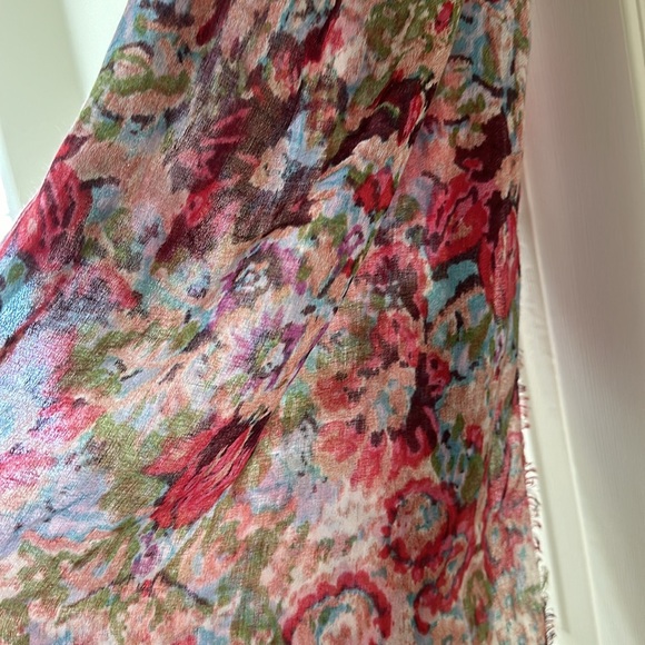 Beautiful infinity scarf - Picture 3 of 4